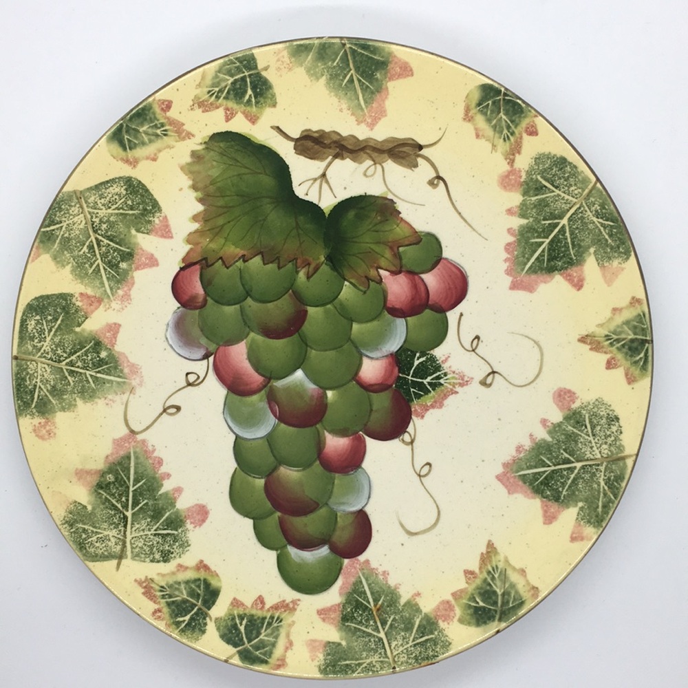 Pacific Rim 8 inch Grapes Plate
